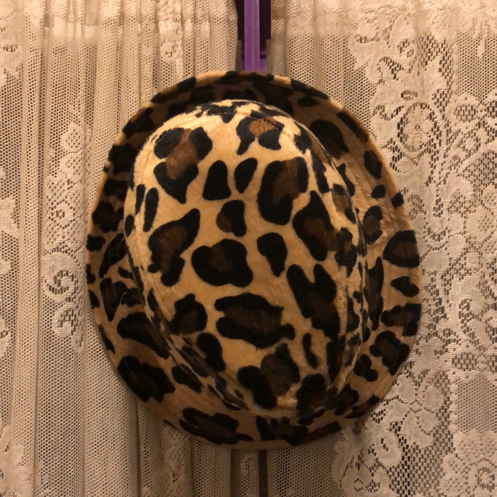 LEOPARD PRINT BRUSHED FAUX FUR FEDORA HAT